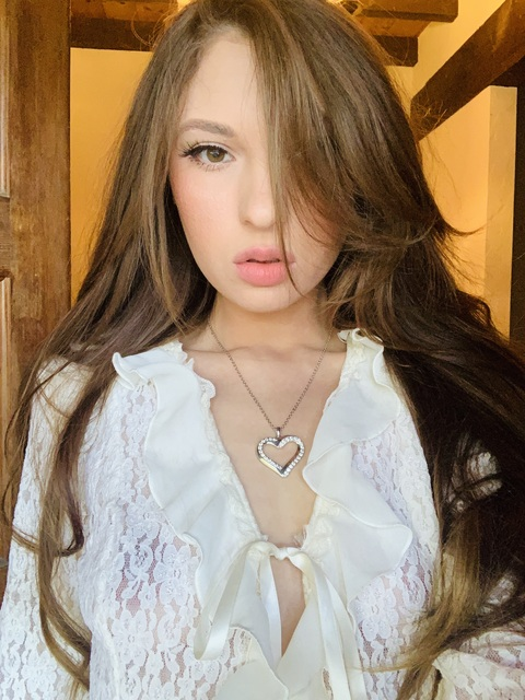 annablossom onlyfans leaked picture 1