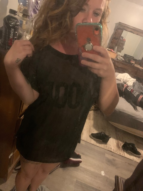 crazylittlehead1993 onlyfans leaked picture 1