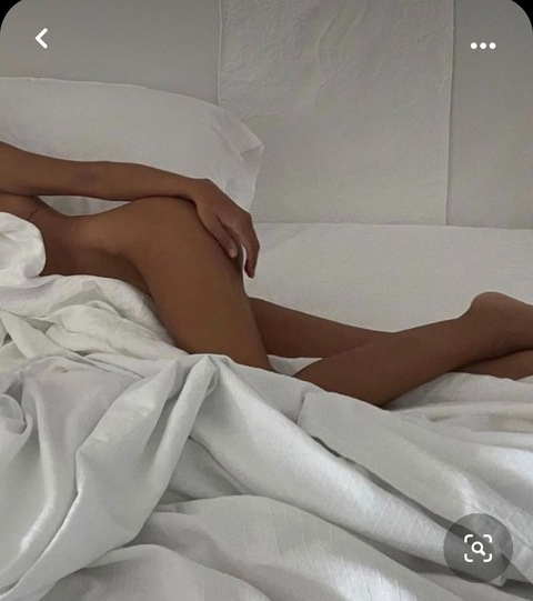 crina010399 onlyfans leaked picture 1