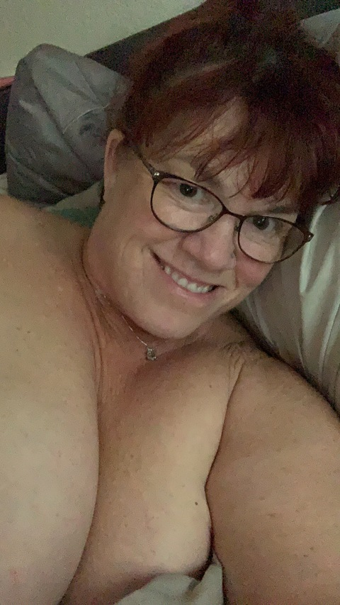 grandma_nika onlyfans leaked picture 1