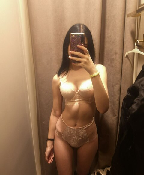 kitafoxy onlyfans leaked picture 1