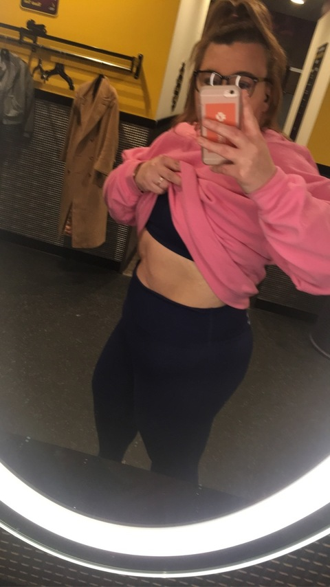 recreatingliz2.0 onlyfans leaked picture 1