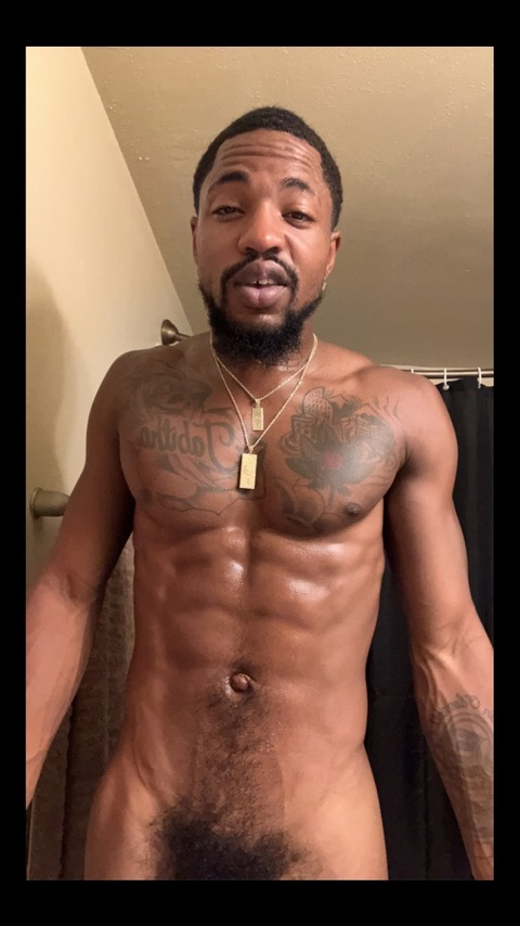 reggiegraves28 onlyfans leaked picture 1