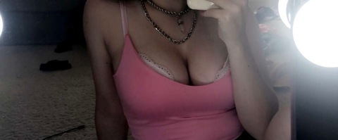 roseychan onlyfans leaked picture 1