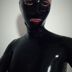 rubberlexy onlyfans leaked picture 1
